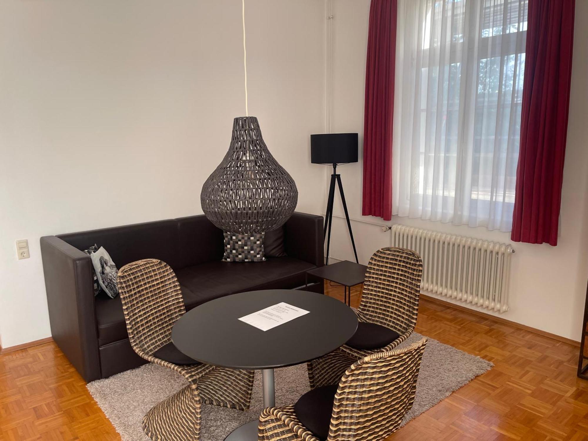 Whliving - Apartments & Studios In コンスタンツ エクステリア 写真